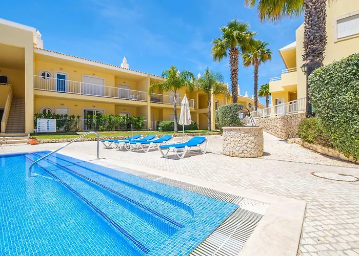 別荘 Riu - Close To Bars Shops And Restaurants