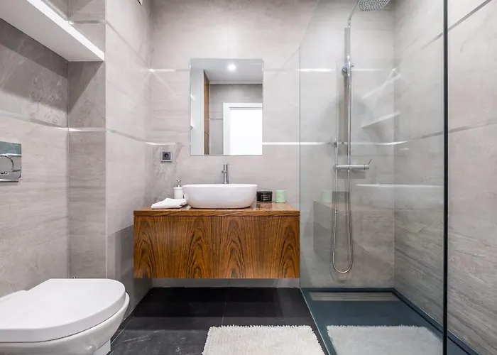 Riu - Close To Bars Shops And Restaurants アルブフェイラ