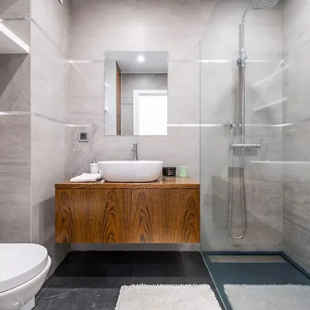 Riu - Close To Bars Shops And Restaurants Albufeira