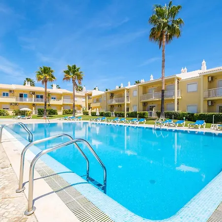 Semesterbostad Riu - Close To Bars Shops And Restaurants