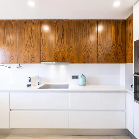 Semesterbostad Riu - Close To Bars Shops And Restaurants *